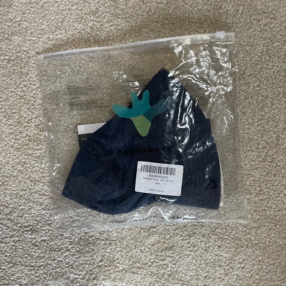 Bucket hat - Picture 3 of 6